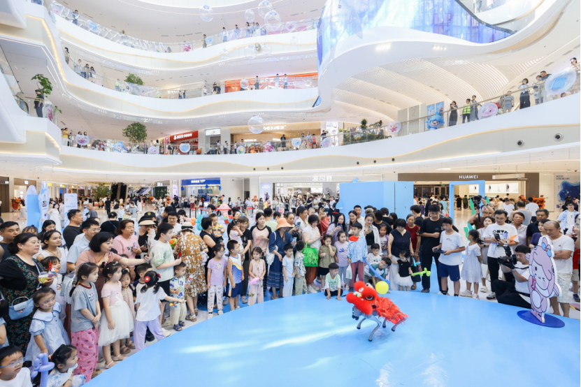 上海蓝鲸世界鲸喜启幕!解锁 “海系漫生活” 新体验(图3)