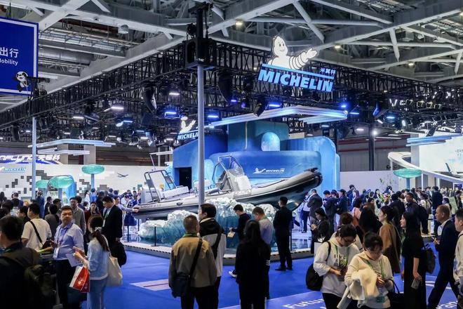 会搜集口腔数据的牙刷、AI测肤仪进博会40家大公司的最新黑科技都在这儿了(图42)