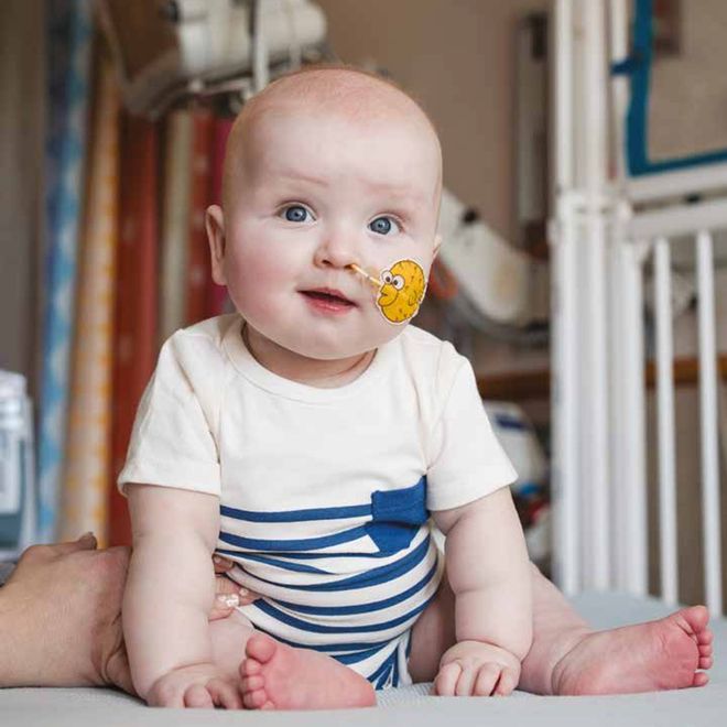 《自然》年度十大人物发布梁文锋、杜梦然入选(图8)