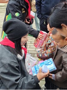 弘鲸教育“乡村亲子公益行”走进山区用爱赋能乡村家庭(图3)