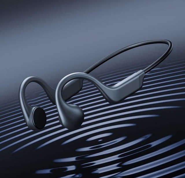 坐拥无限物资我选择黑化 动态漫画第14集在线观看