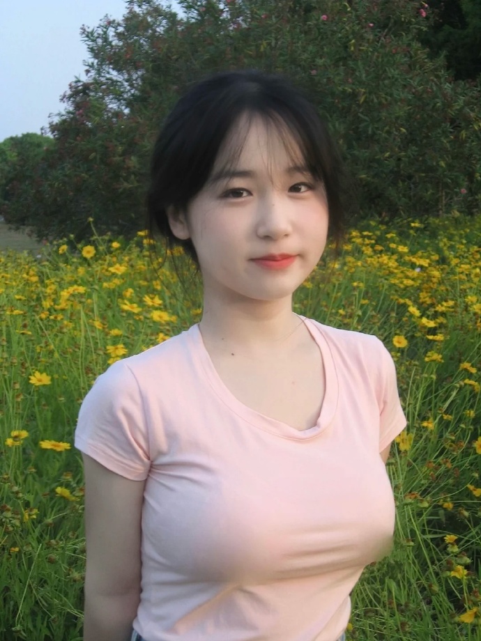 胸好大⋯用力⋯深一_胸好大⋯用力⋯深一V